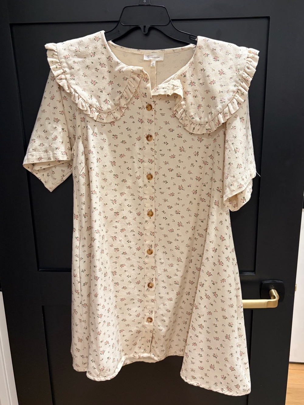 Ditsy Floral Ruffle-Collar Mini Dress in Cream